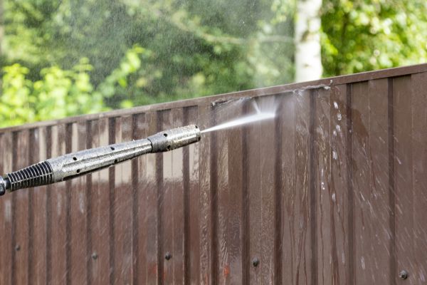 Vinyl Fence Cleaning in Simpsonville
