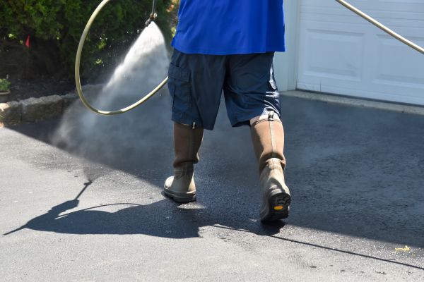 Asphalt Driveway Cleaning in Simpsonville